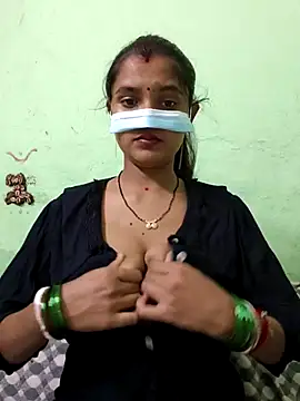 Sexy Sonniyaa online show from July 22, 2026, 3:04 pm