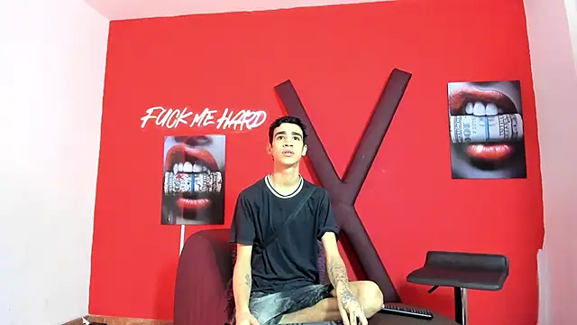 SKYN MAN online show from March 10, 2026, 1:21 am