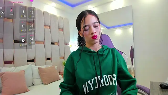 georgina kloss  online show from March 27, 2026, 5:01 pm