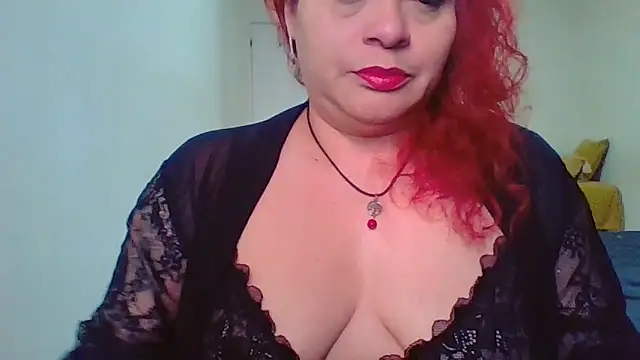 CristalMilfCurvy online show from March 5, 2026, 10:22 am