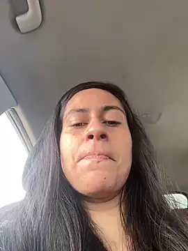 Geovana blan online show from March 18, 2026, 2:42 pm