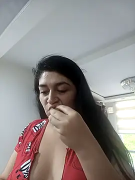 sckarlet1 online show from April 4, 2026, 4:26 pm