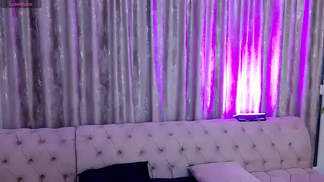 NataliePierce online show from May 8, 2026, 10:26 pm