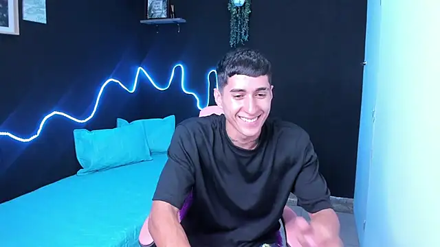 Dark Valentino  online show from March 4, 2026, 2:06 am