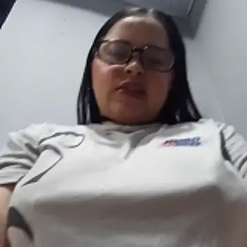 violetapeeveet online show from April 14, 2026, 5:02 am