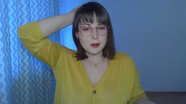 ClaraHard online show from April 11, 2026, 4:22 pm