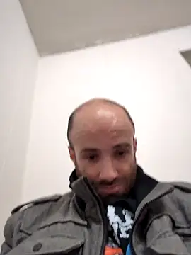 Snapshot of CirclingClass chatting on March 17, 2025, 1:50 pm CirclingClass online show from March 17, 2025, 1:50 pm