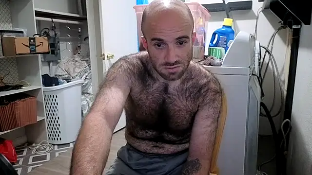 Snapshot of CirclingClass chatting on October 18, 2025, 9:48 pm CirclingClass online show from October 18, 2025, 9:48 pm