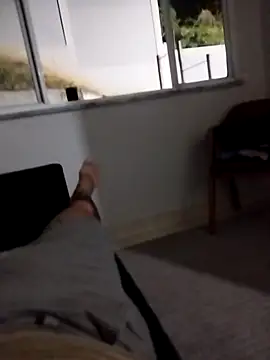 Snapshot of tubarao19 chatting on April 4, 2026, 2:43 am tubarao19 online show from April 4, 2026, 2:43 am