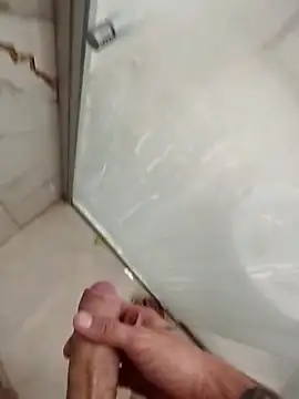 Snapshot of tubarao19 chatting on April 11, 2026, 12:09 pm tubarao19 online show from April 11, 2026, 12:09 pm