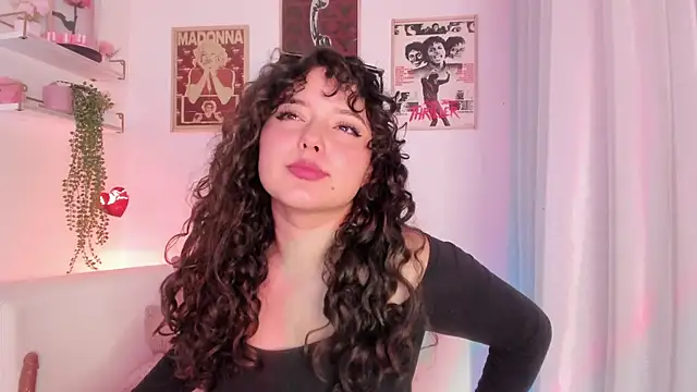 Snapshot of Ally_belle chatting on May 10, 2026, 12:16 am Ally belle online show from May 10, 2026, 12:16 am