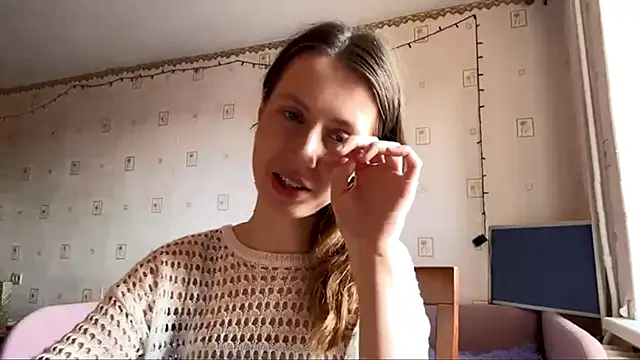 Snapshot of AlesiaGurevich chatting on July 10, 2026, 7:23 am AlesiaGurevich online show from July 10, 2026, 7:23 am