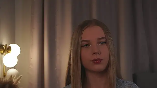 Snapshot of tayashy chatting on June 11, 2026, 5:33 pm tayashy online show from June 11, 2026, 5:33 pm