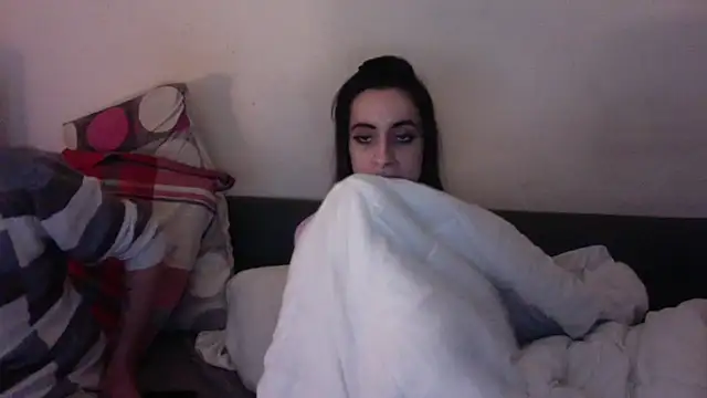 chiara-mario online show from March 28, 2026, 5:07 am