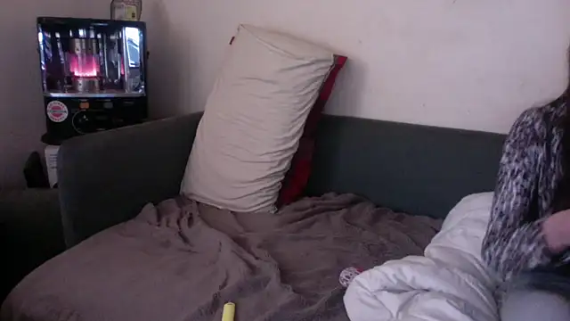 chiara-mario online show from March 29, 2026, 9:09 am