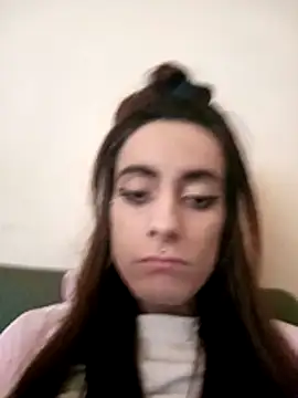 chiara-mario online show from April 8, 2026, 1:55 pm