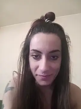 chiara-mario online show from May 23, 2026, 8:51 am