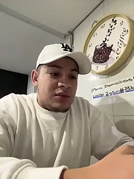 OliverTabordaa online show from March 6, 2026, 10:56 am