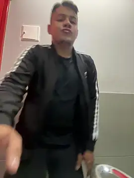 OliverTabordaa online show from March 13, 2026, 6:47 pm