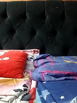 susanhottie1 online show from May 10, 2026, 1:00 am