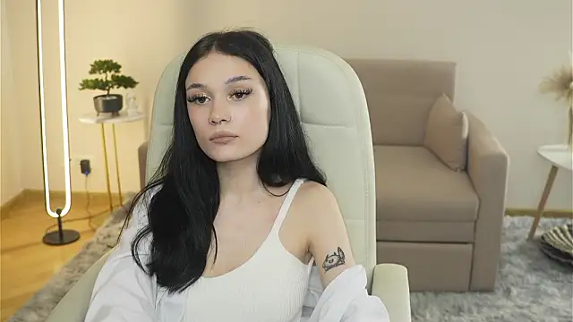 LynnCiprian online show from March 9, 2026, 1:15 pm