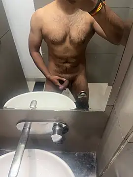 Vibrator2509 online show from April 5, 2026, 7:22 pm