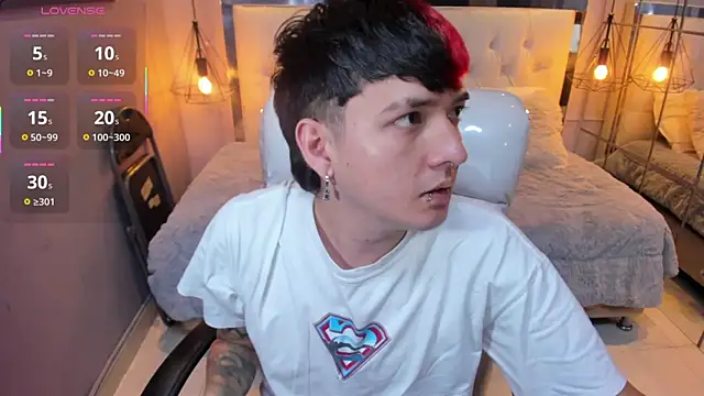 Santiago morgan online show from April 1, 2026, 10:51 pm