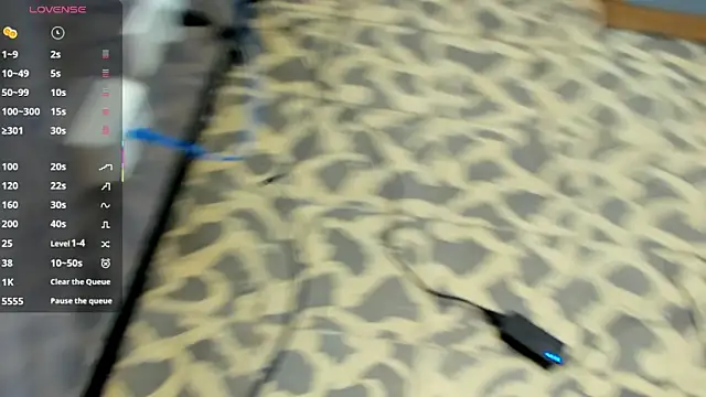 Milf Drip online show from April 10, 2026, 12:32 pm