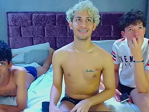 Wild Squad online show from April 8, 2026, 6:08 pm