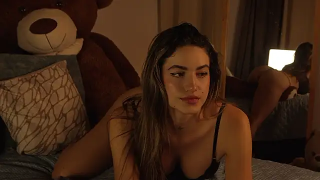 Violet SweetJS online show from March 10, 2026, 11:54 pm