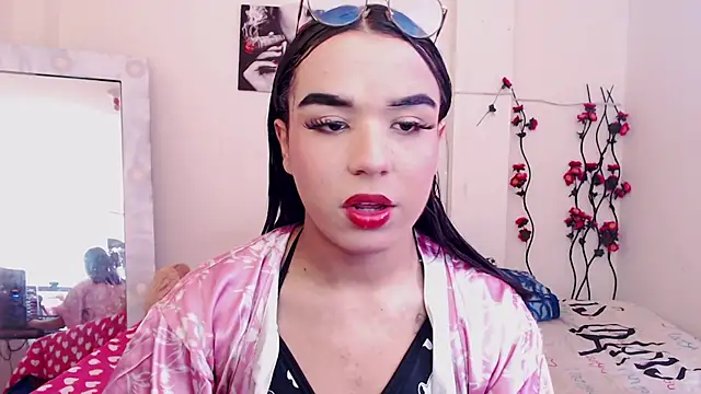 Candyy doll   online show from April 21, 2026, 7:39 pm