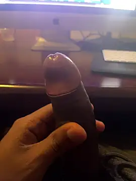 Snapshot of sexcboi69 chatting on March 6, 2026, 6:32 am sexcboi69 online show from March 6, 2026, 6:32 am