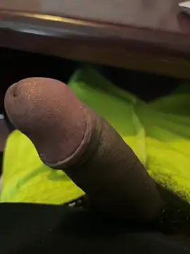 Snapshot of sexcboi69 chatting on April 4, 2026, 2:25 pm sexcboi69 online show from April 4, 2026, 2:25 pm