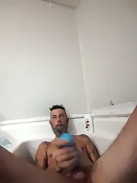 Hootie421 online show from April 4, 2026, 3:16 am