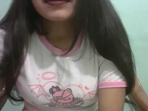Lovely-Pandey online show from April 6, 2026, 6:03 am
