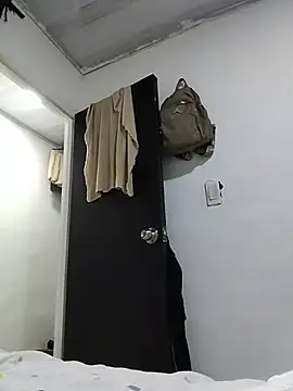 Snapshot of TuCanero23cm chatting on July 20, 2026, 7:33 am TuCanero23cm online show from July 20, 2026, 7:33 am