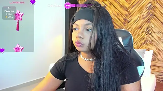 Snapshot of cata_rosse_ chatting on March 25, 2026, 6:58 pm cata rosse online show from March 25, 2026, 6:58 pm