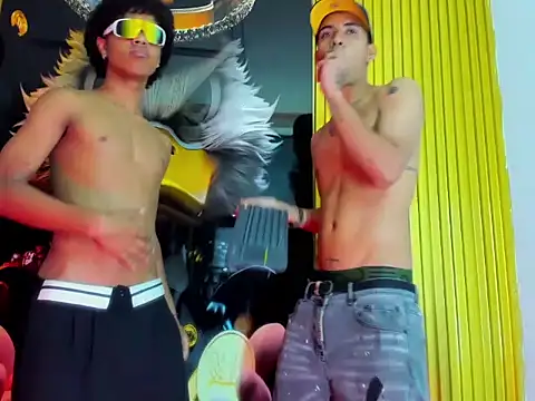 guys hard cock online show from March 5, 2026, 9:33 pm