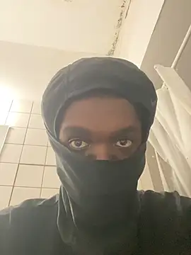 Snapshot of Glock47tig chatting on April 15, 2026, 10:22 am Glock47tig online show from April 15, 2026, 10:22 am