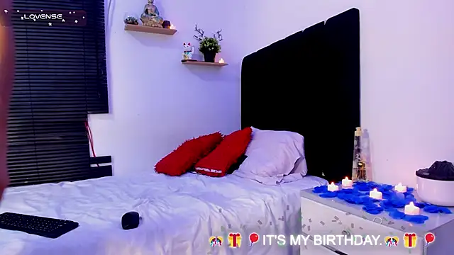 angel boy02 online show from March 21, 2026, 4:39 am