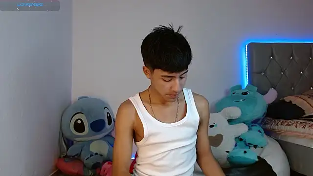 Sebas fire4 online show from March 18, 2026, 10:02 pm