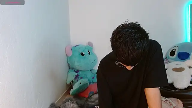 Sebas fire4 online show from April 22, 2026, 10:22 pm