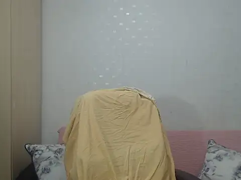 BlondEagleMuscle online show from March 31, 2026, 9:15 pm