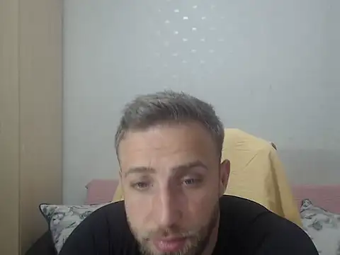 BlondEagleMuscle online show from April 1, 2026, 8:39 pm