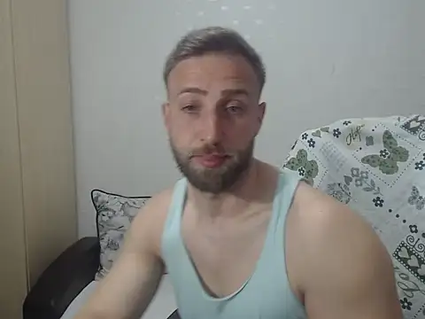 BlondEagleMuscle online show from April 19, 2026, 8:55 pm