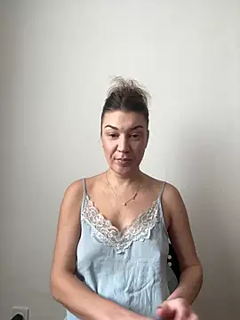 Snapshot of MilaDiva34 chatting on March 26, 2026, 8:53 am MilaDiva34 online show from March 26, 2026, 8:53 am