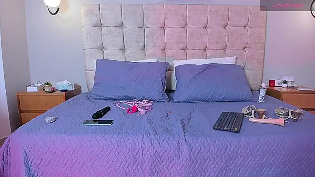 Katty cute19 online show from April 22, 2026, 4:04 am