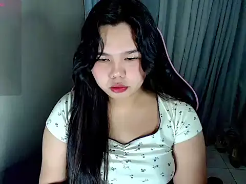 urasian prettyrica online show from August 4, 2026, 7:05 pm