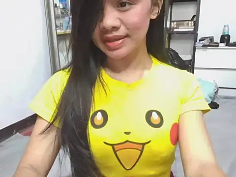 YunaBigCock online show from July 1, 2026, 11:23 am