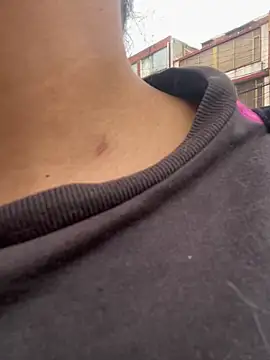 Marianaxc online show from April 21, 2026, 2:12 pm